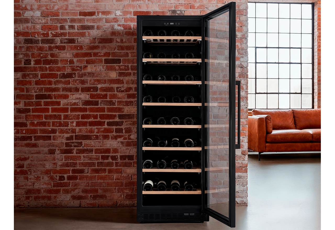 Nordic Winecooler 7110 - single zone Nordic Winecooler 7110 - single zone