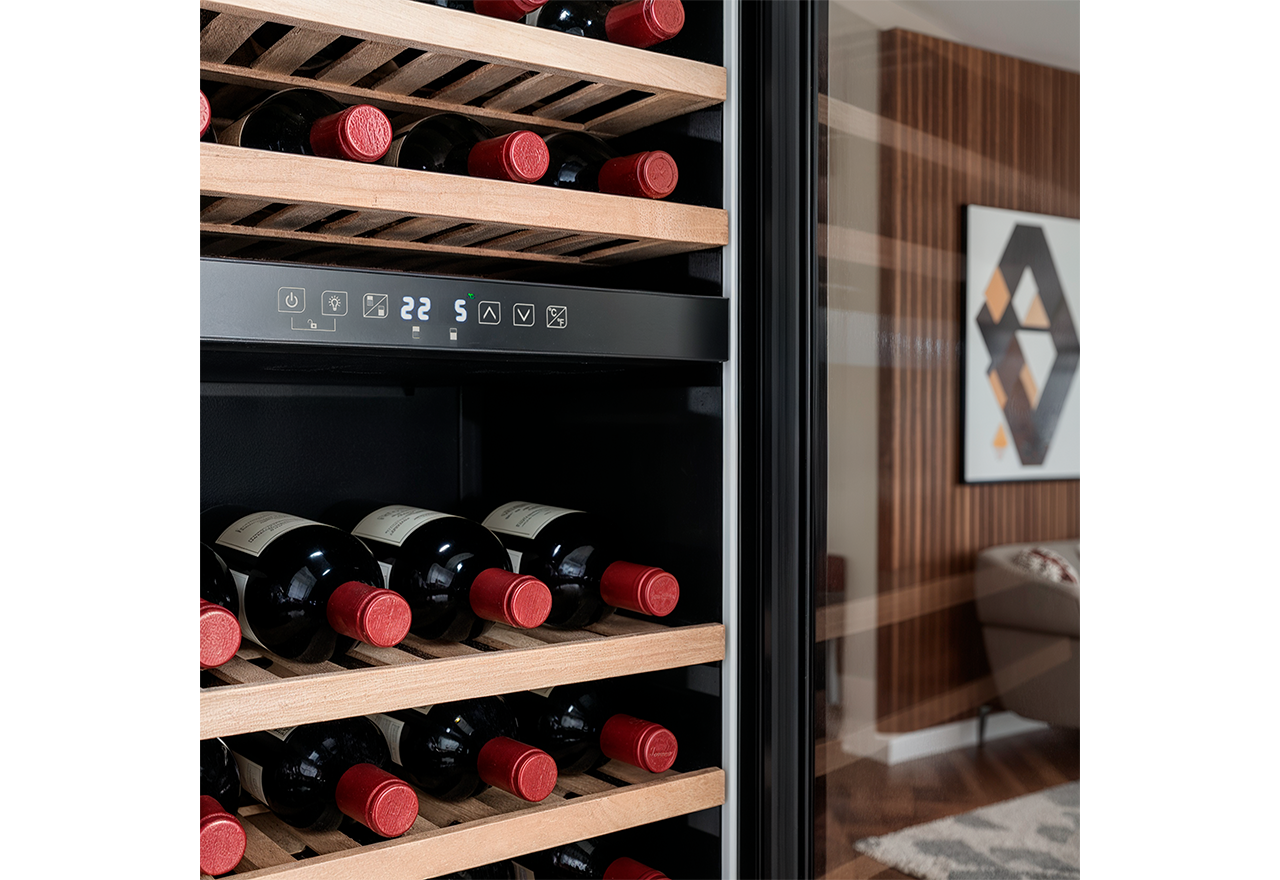 Nordic Winecooler 7130 - triple zone Nordic Winecooler 7130 - triple zone